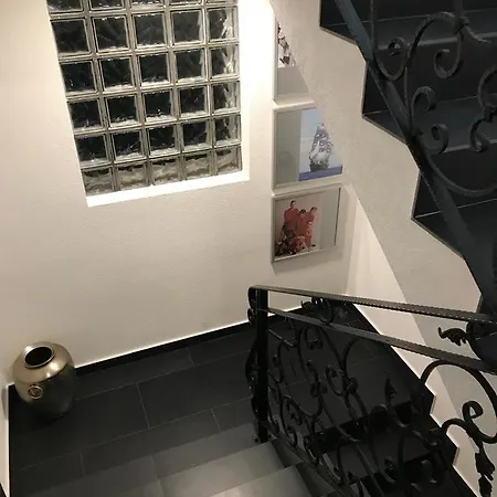 Hadziomerovic Apartments Appartamento *