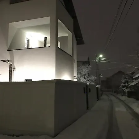 Hadziomerovic Apartments Appartamento